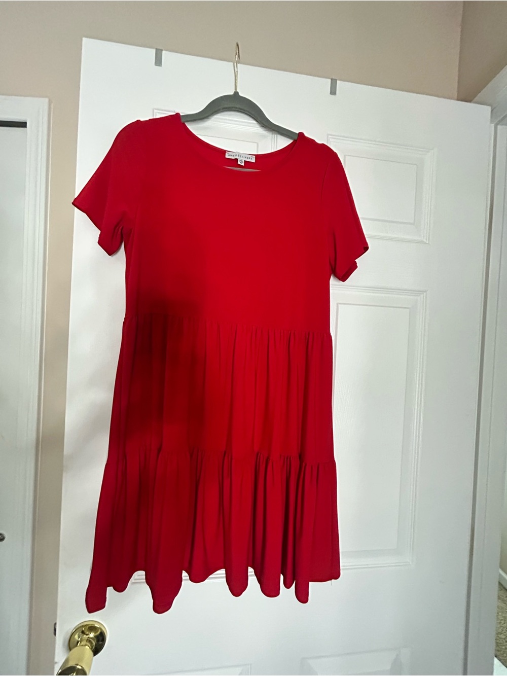 Women’s Casual Red Short-Sleeve Tiered Dress